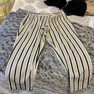 Express striped trousers - black, white, beige